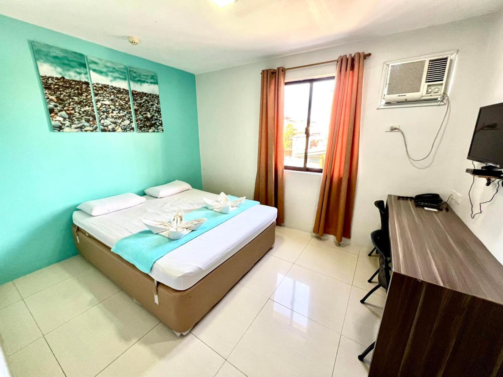 Rf Suites Cebu Exteriör bild