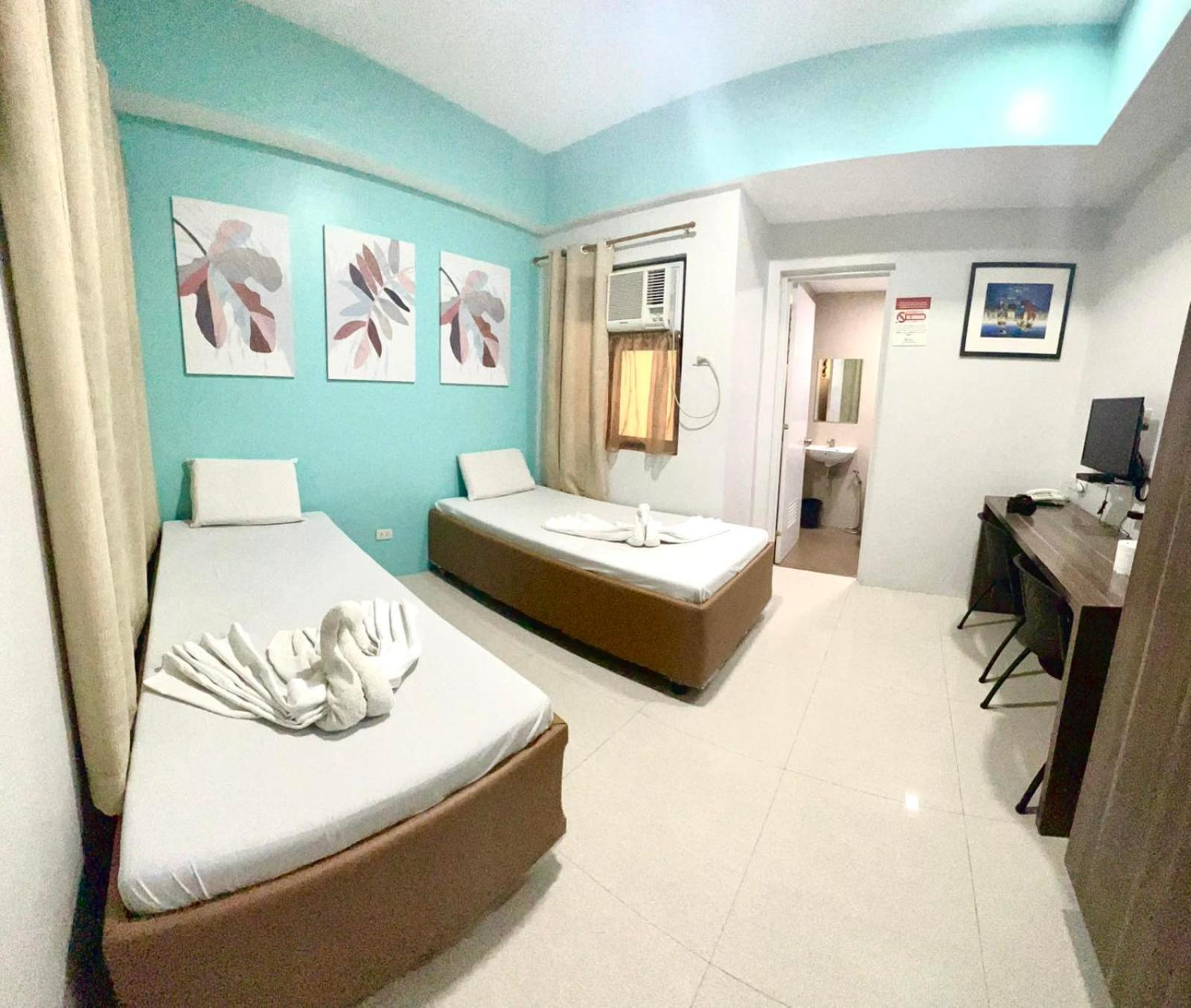 Rf Suites Cebu Exteriör bild